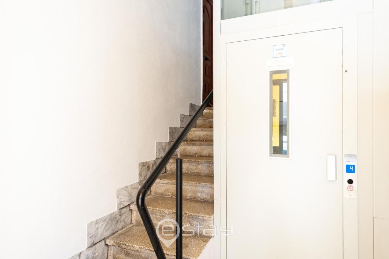 Bright Gianturco 19 Apartment